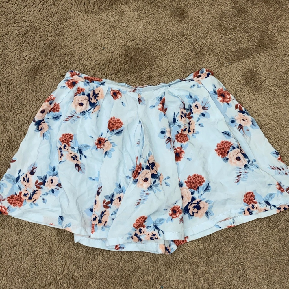 flowy shorts! light blue/rose pink/dark pink.